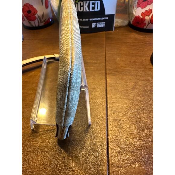 Coach Signature Canvas Year of the Tiger 2022 Wristlet Rare EUC - Picture 14 of 16